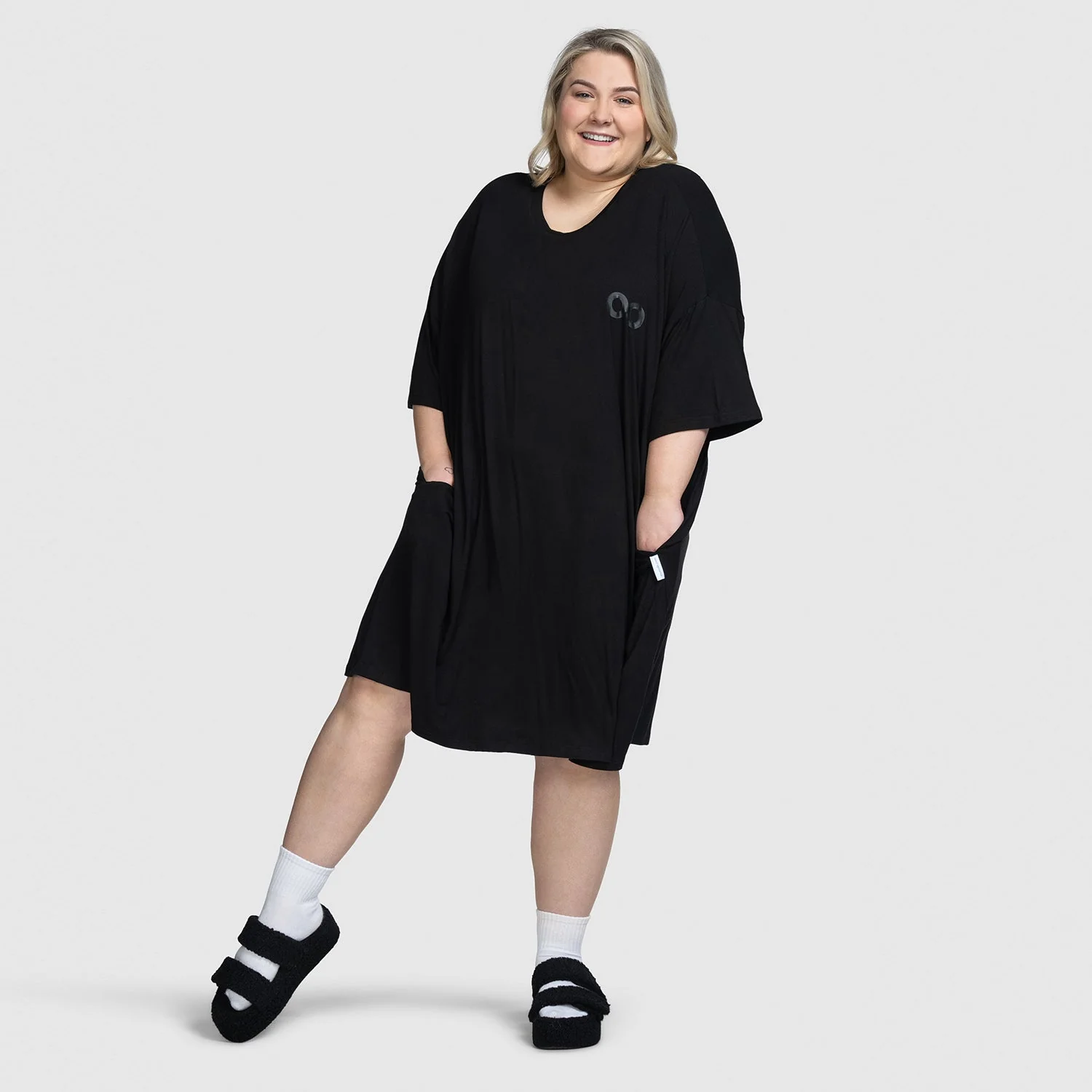All Black - Image 5