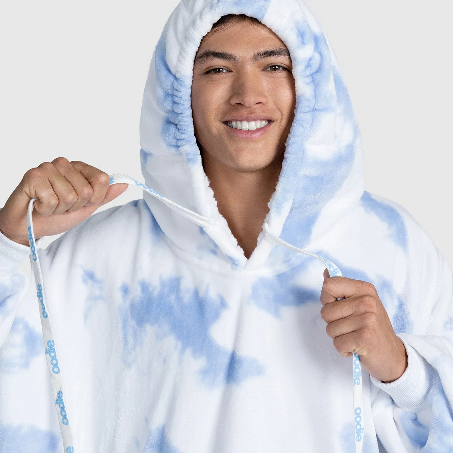 Tie-Dye Blue Travel - Image 3